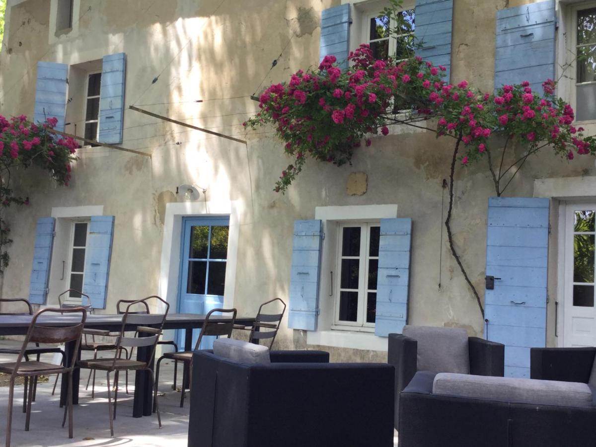 Montjoia Bed & Breakfast ลีล-ซูร์-ลา-ซอร์ก ภายนอก รูปภาพ