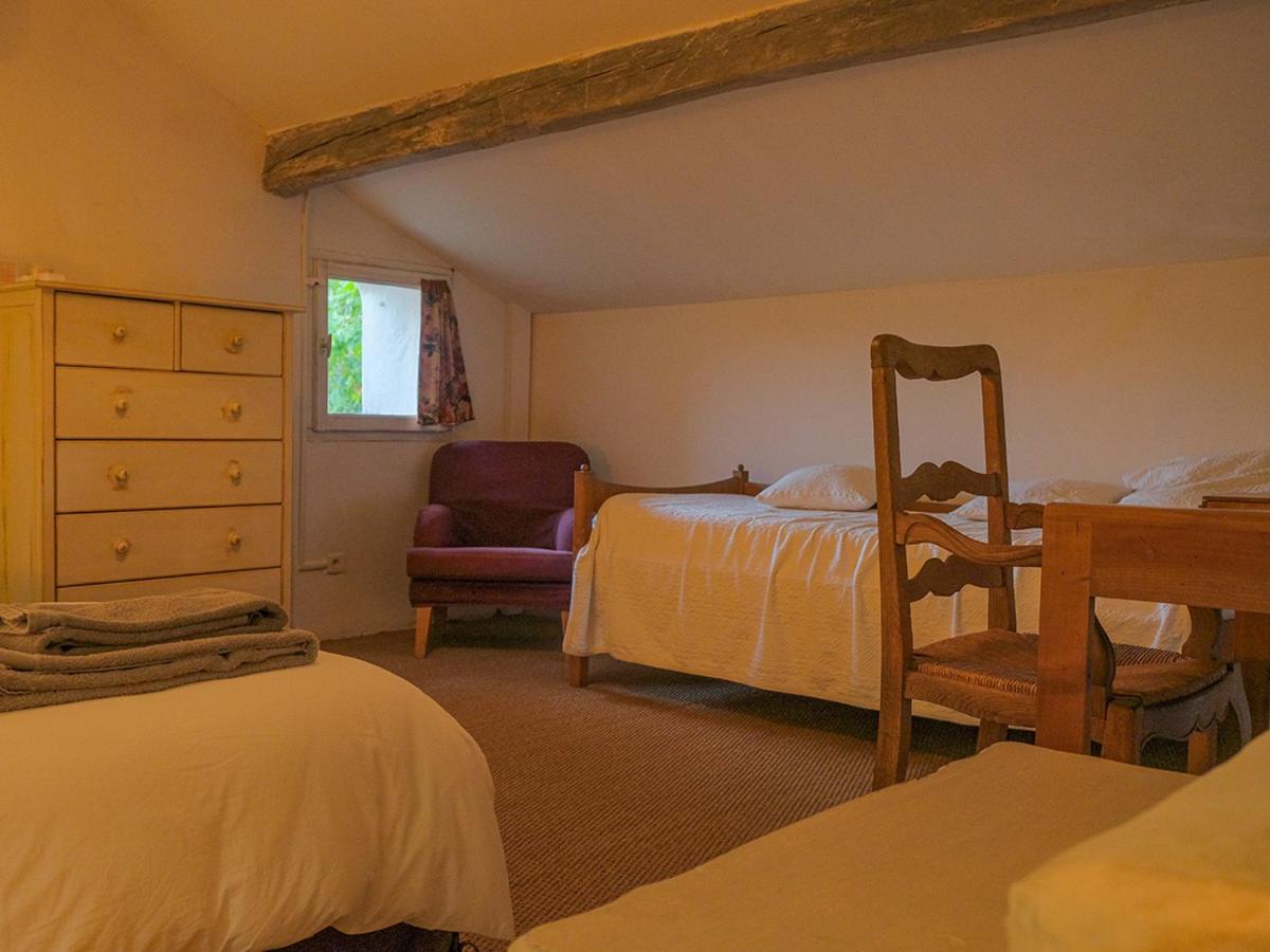 Montjoia Bed & Breakfast ลีล-ซูร์-ลา-ซอร์ก ภายนอก รูปภาพ